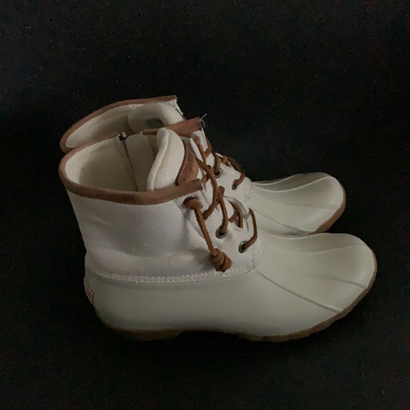 Winter_&_Rain_Boots